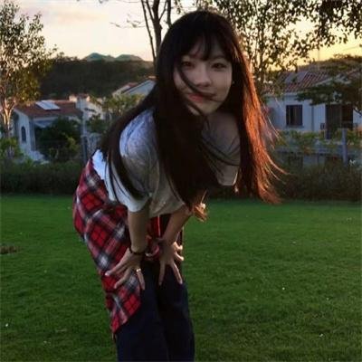 黎明的河边